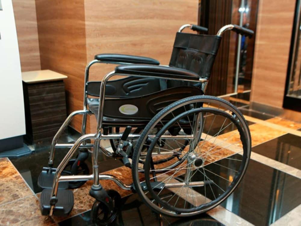 アパホテル銀座宝町 ホテル 3*